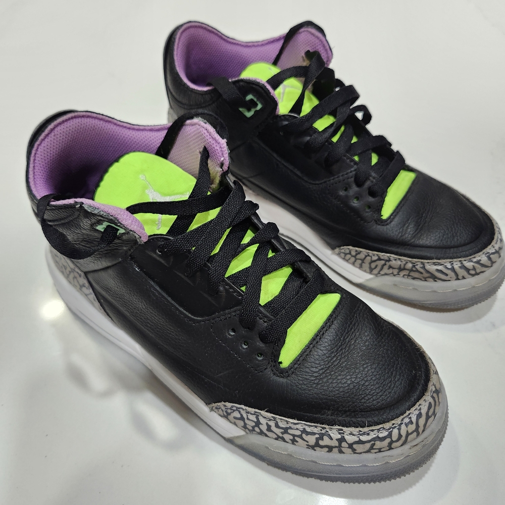 Nike Black and Gray Athletic Shoes
